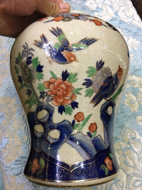 古玩陶瓷晚清哥釉花鳥描金描銀將軍罐拍賣，當(dāng)前價(jià)格55555元