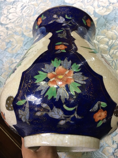 古玩陶瓷晚清哥釉花鳥描金描銀將軍罐拍賣，當(dāng)前價(jià)格55555元