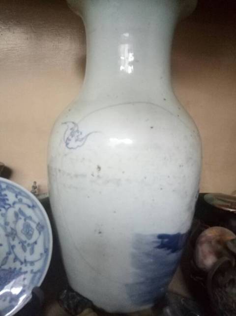 古玩陶瓷清代早期青花陶淵明愛菊圖觀音瓶拍賣，當前價格6999元