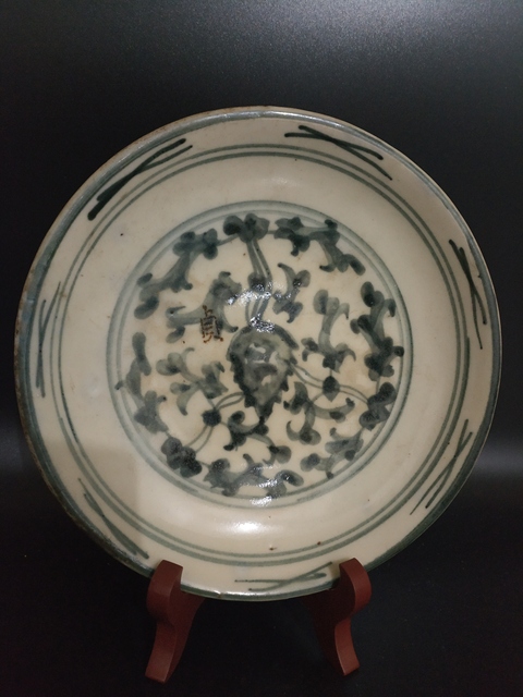 古玩陶瓷明代晚期瓷盤拍賣，當前價格1699元