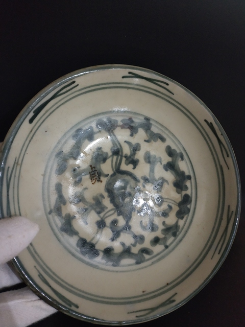 古玩陶瓷明代晚期瓷盤拍賣，當前價格1699元