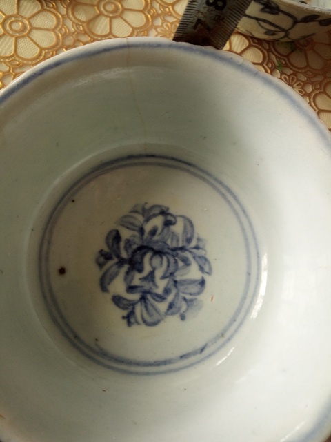 古玩陶瓷青花纏枝牡丹紋侈口碗,拍賣,當前價格799元