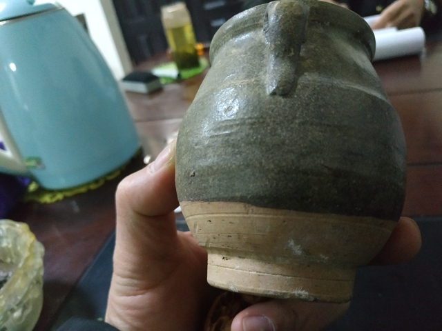 古玩陶瓷元代青瓷雙系罐拍賣,當前價格988元