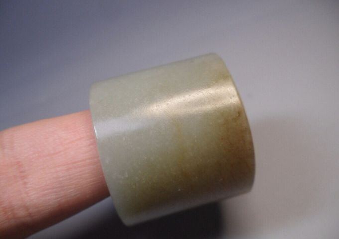 古玩玉器扳指拍賣，當前價格2000元