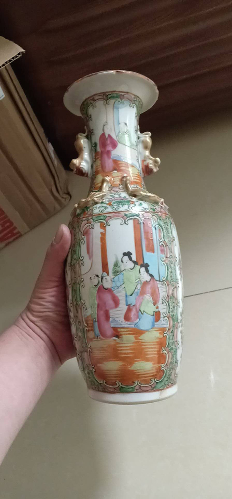 古玩陶瓷廣彩瓶拍賣，當(dāng)前價格2800元