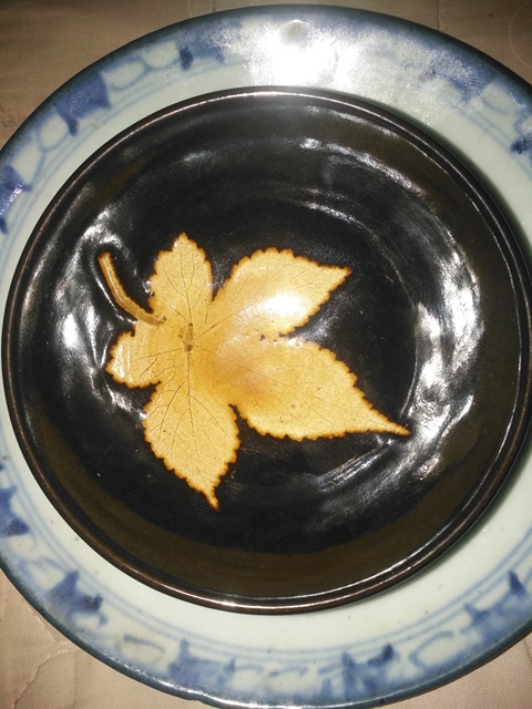 古玩陶瓷藏品一花卉紋青花盤拍賣，當前價格260元