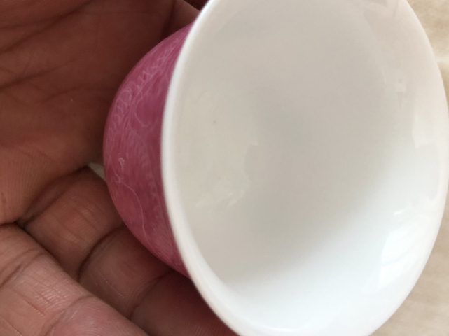 古玩陶瓷胭脂紅暗刻龍紋杯拍賣,當前價格600元