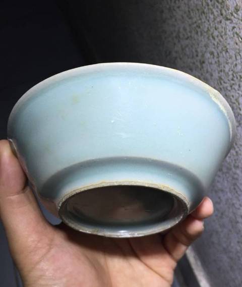 古玩陶瓷明代龍泉窯三足爐拍賣,當前價格1200元