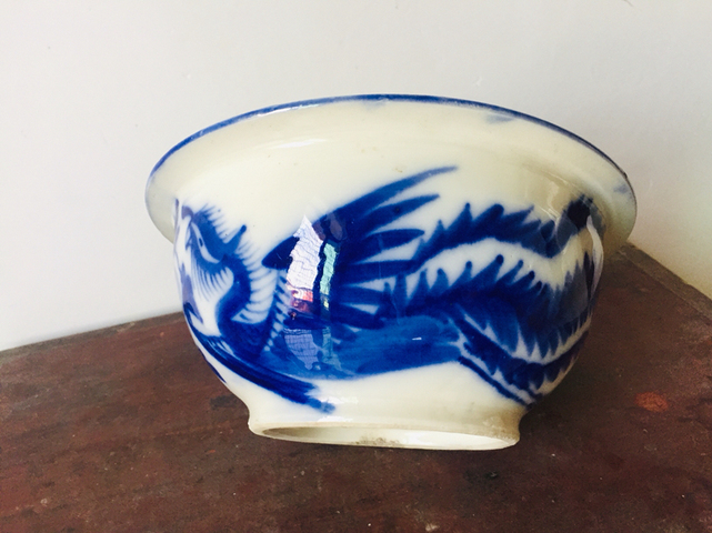 古玩陶瓷(精美)雙鳳牡丹花青花爐拍賣,當前價格0元