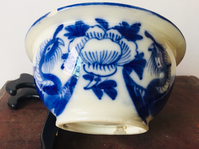 古玩陶瓷(精美)雙鳳牡丹花青花爐拍賣,當前價格0元
