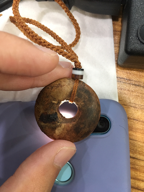 古玩玉器文化期地方玉玉璧拍賣(mài)，當(dāng)前價(jià)格1888元