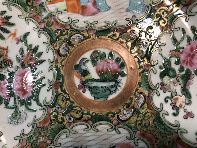 古玩陶瓷清晚期廣彩描金開窗人物盤拍賣，當前價格1388元