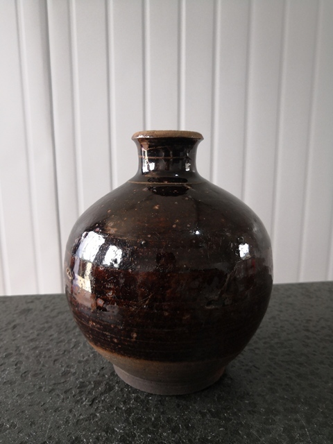 古玩陶瓷褐釉瓶拍賣，當前價格200元