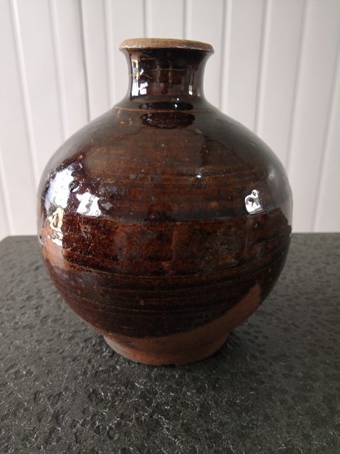 古玩陶瓷褐釉瓶拍賣，當前價格200元