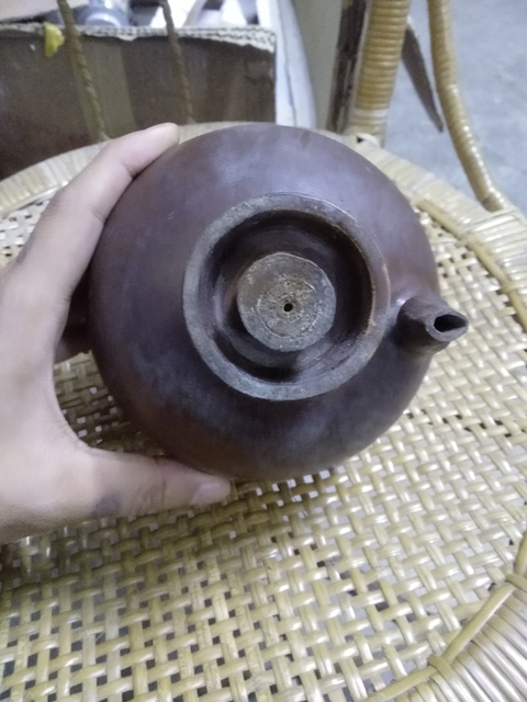 古玩陶瓷地方窯口醬釉壺拍賣，當(dāng)前價(jià)格1298元