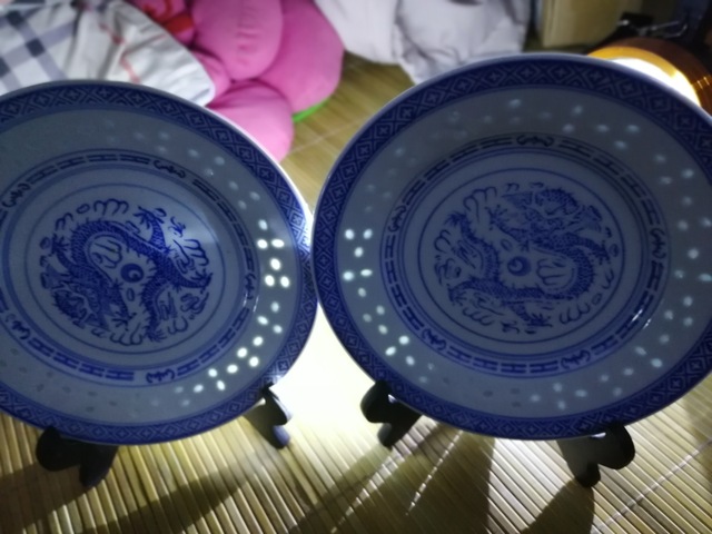 古玩陶瓷龍紋盤子一對兩個拍賣，當前價格170元