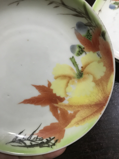 古玩陶瓷楓葉盤拍賣,當前價格480元