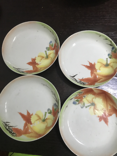 古玩陶瓷楓葉盤拍賣,當前價格480元