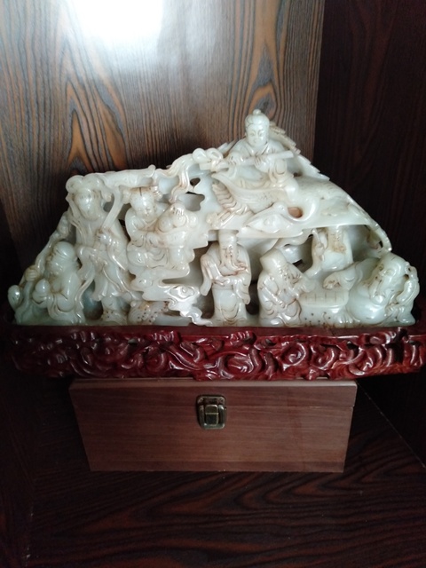古玩玉器和田玉山子拍賣,當前價格129880元