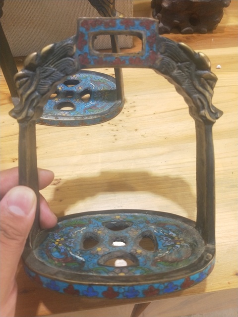 古玩銅器清代景泰藍龍頭馬蹬拍賣，當前價格7888元