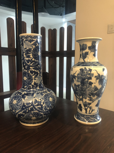 古玩陶瓷雙龍牡丹瓶拍賣，當前價格19000元