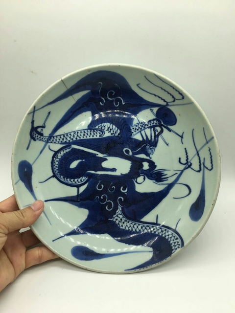 古玩陶瓷雍乾·青花過墻龍紋盤拍賣，當前價格6500元