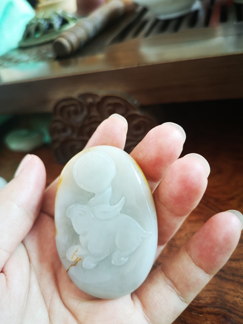 古玩玉器玉兔拍賣，當前價格1200元