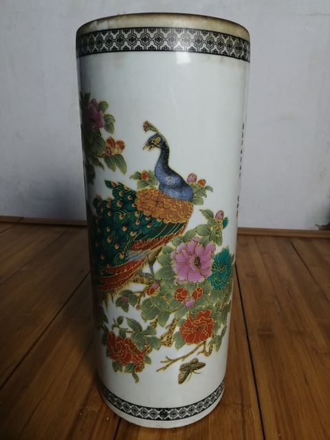 古玩陶瓷創匯時期孔雀牡丹紋貼花帽筒拍賣，當前價格480元