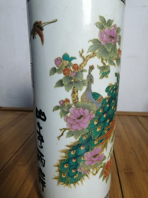 古玩陶瓷創匯時期孔雀牡丹紋貼花帽筒拍賣，當前價格480元