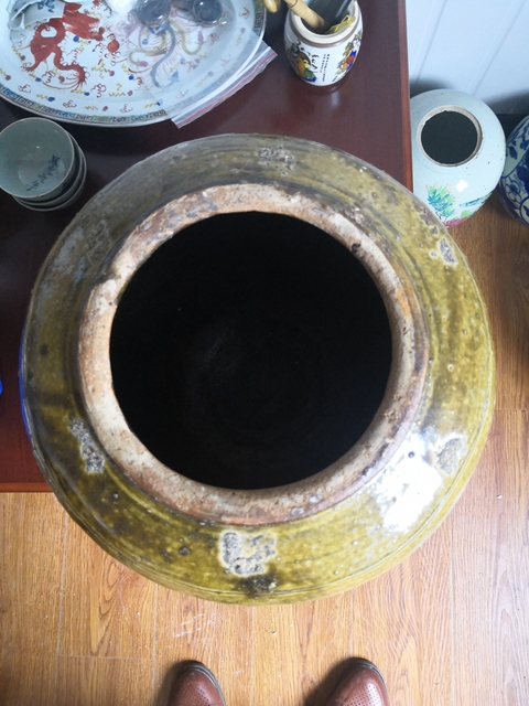 古玩陶瓷褐釉皮球花大罐拍賣，當(dāng)前價(jià)格750元