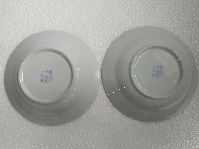 古玩陶瓷記憶中的，盤一對260拍賣，當前價格260元