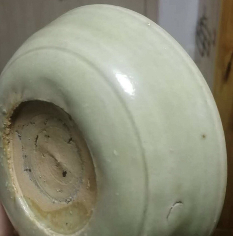 古玩陶瓷龍泉窯青釉臥足印花拍賣，當前價格4500元
