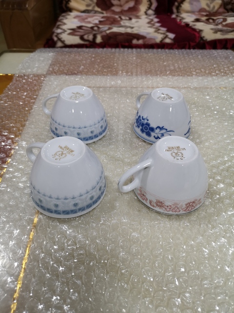 古玩陶瓷花卉紋青花杯拍賣,當前價格220元