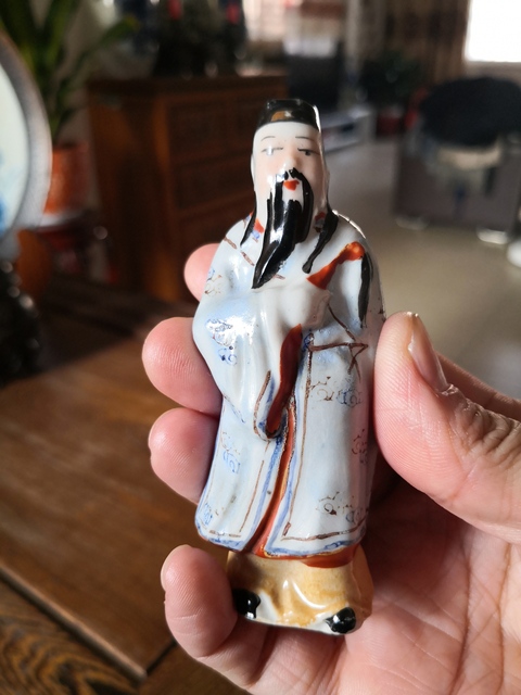古玩陶瓷人物塑像拍賣,當(dāng)前價格150元