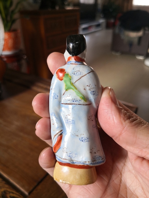 古玩陶瓷人物塑像拍賣,當(dāng)前價格150元