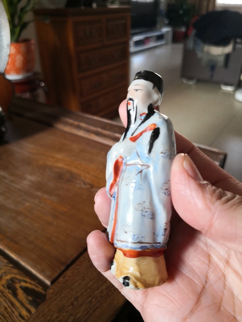 古玩陶瓷人物塑像拍賣,當(dāng)前價格150元