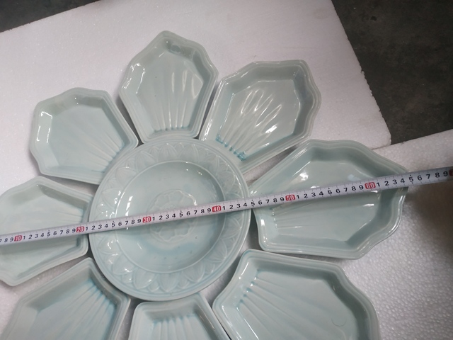 古玩陶瓷攢盤一套拍賣,當前價格180元