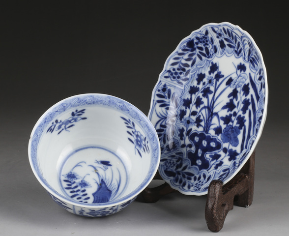 古玩陶瓷優品,清晚·青花花卉紋杯碟拍賣,當前價格1999元