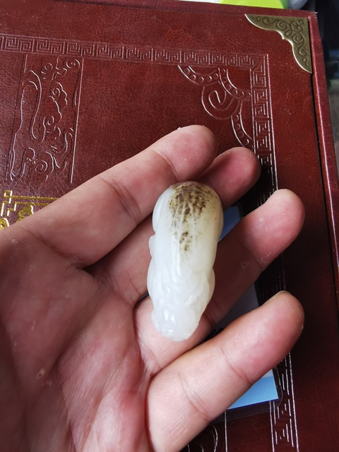 古玩玉器已保真，和田籽料，招財(cái)貔貅。拍賣，當(dāng)前價(jià)格1999元