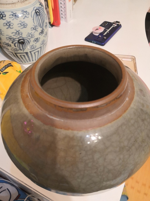 古玩陶瓷青瓷罐拍賣,當(dāng)前價(jià)格0元