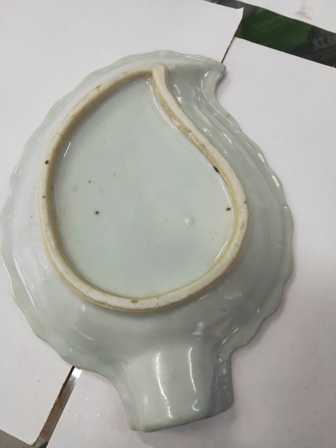 古玩陶瓷樓臺(tái)亭閣山水紋青花盤拍賣，當(dāng)前價(jià)格820元
