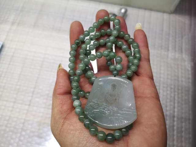 古玩玉器觀音牌子拍賣,當前價格850元