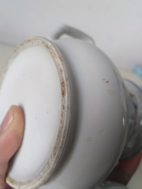 古玩陶瓷清晚期青花梅花紋茶壺拍賣，當前價格100元