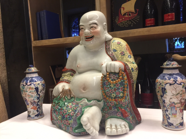 古玩陶瓷粉彩彌勒佛拍賣，當前價格8800元