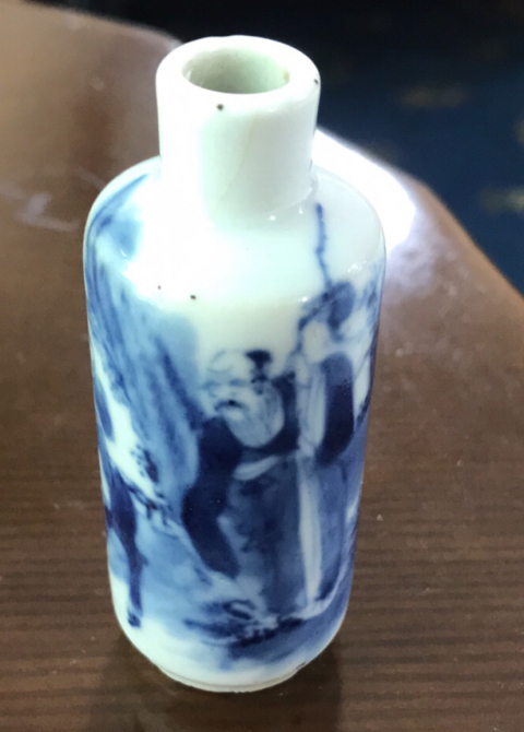 古玩陶瓷青花鼻煙壺拍賣，當前價格7700元