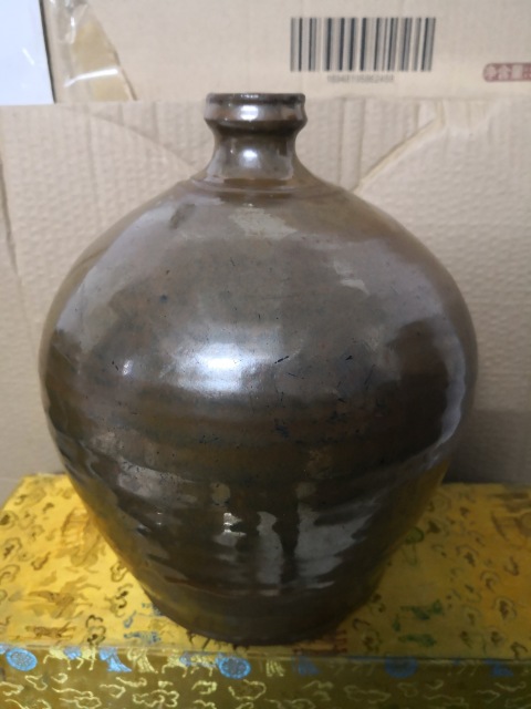 古玩陶瓷醬釉瓶拍賣，當前價格17000元