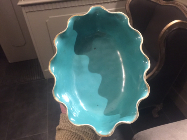 古玩陶瓷粉彩海棠盆拍賣，當(dāng)前價(jià)格12800元