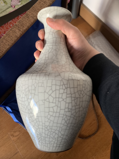 古玩陶瓷哥釉賞瓶拍賣，當前價格8000元