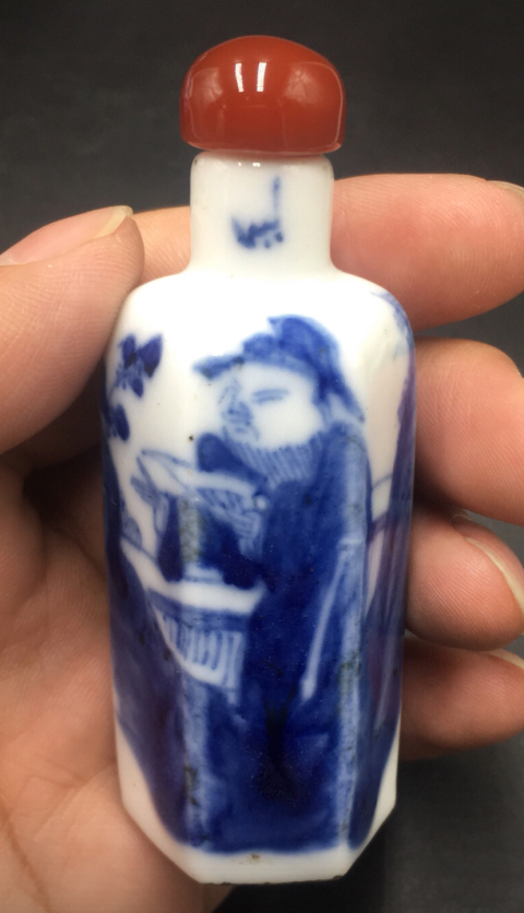 古玩陶瓷青花鼻煙壺拍賣，當前價格7100元