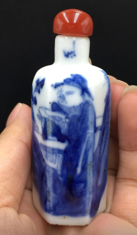 古玩陶瓷青花鼻煙壺拍賣，當前價格7100元